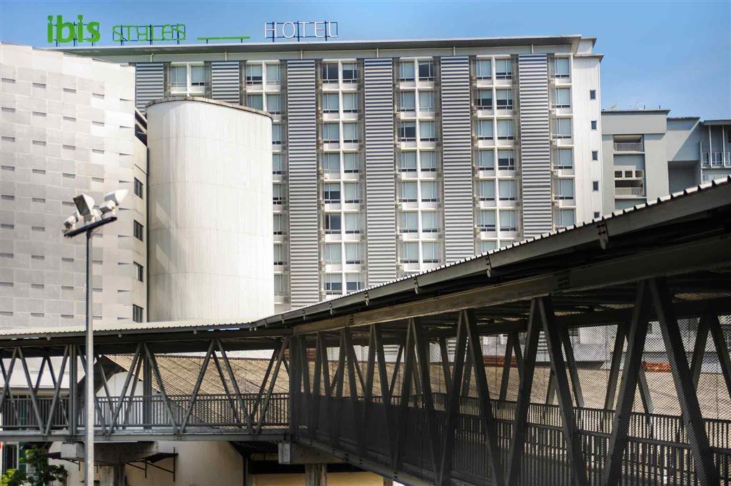 Ibis Styles Kuala Lumpur Fraser Business Park Екстер'єр фото